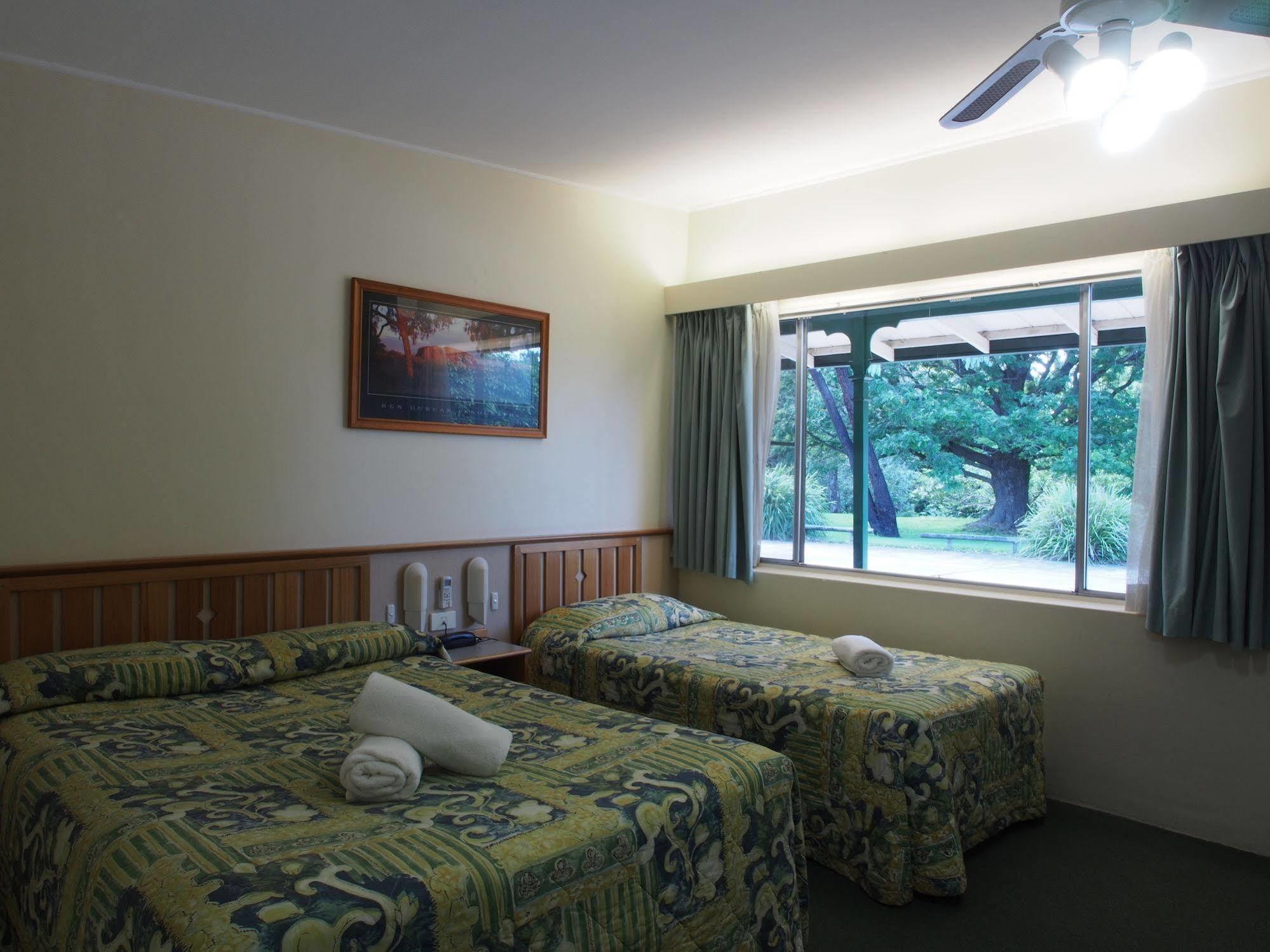 Solomon Inn Motel Figtree Wollongong Exteriör bild