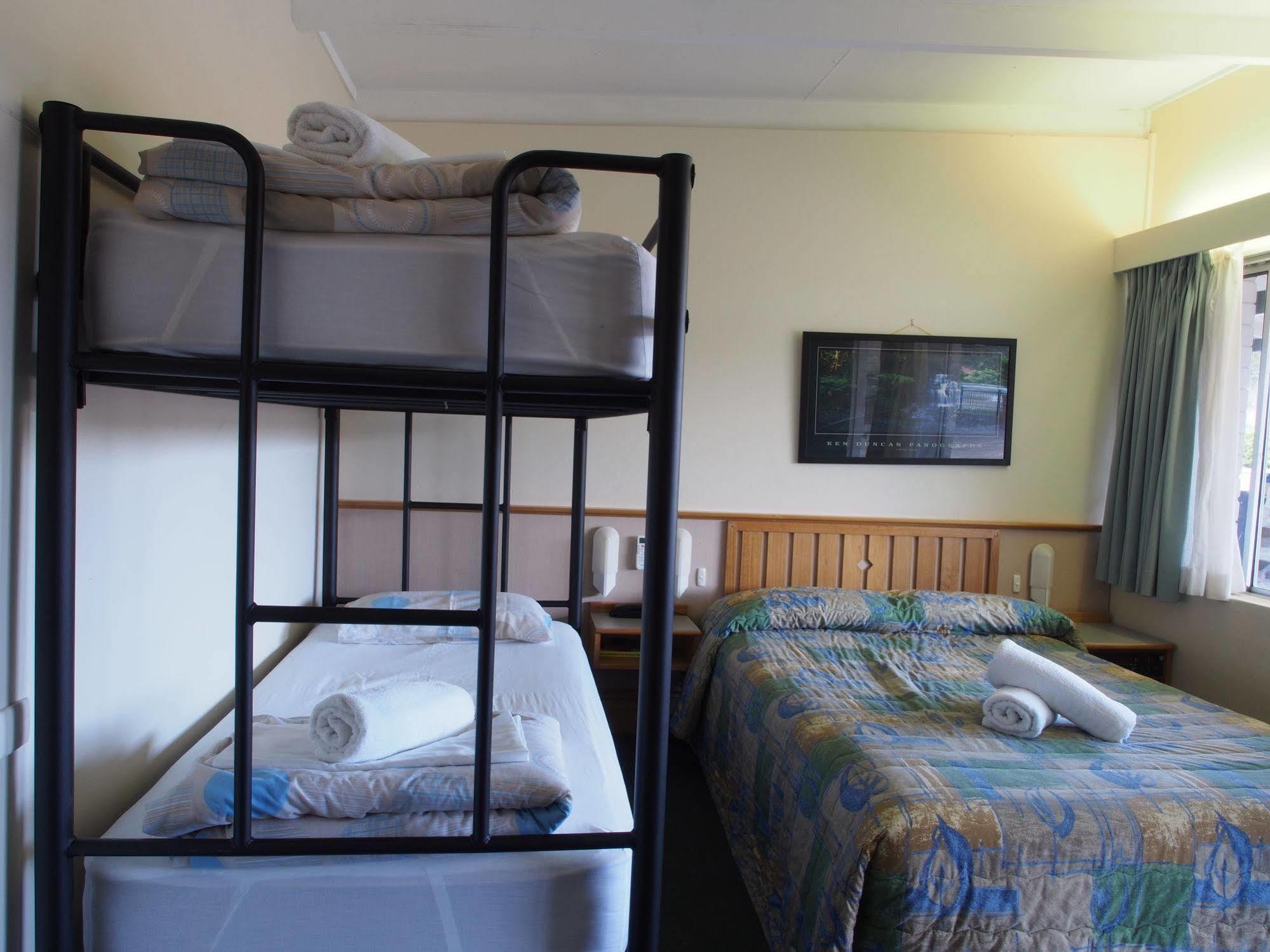 Solomon Inn Motel Figtree Wollongong Exteriör bild