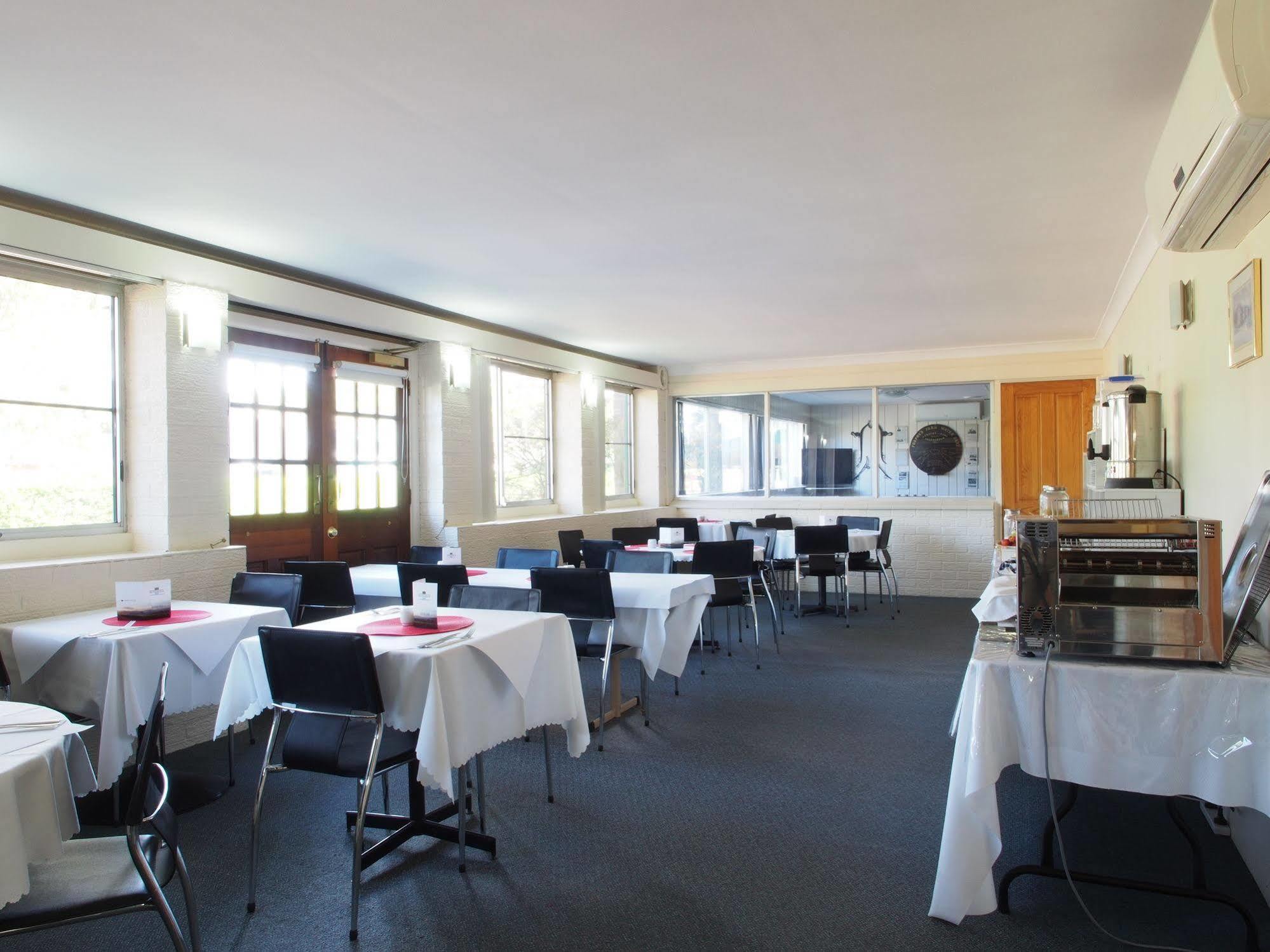 Solomon Inn Motel Figtree Wollongong Exteriör bild